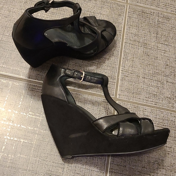 Wedges - Picture 3 of 3